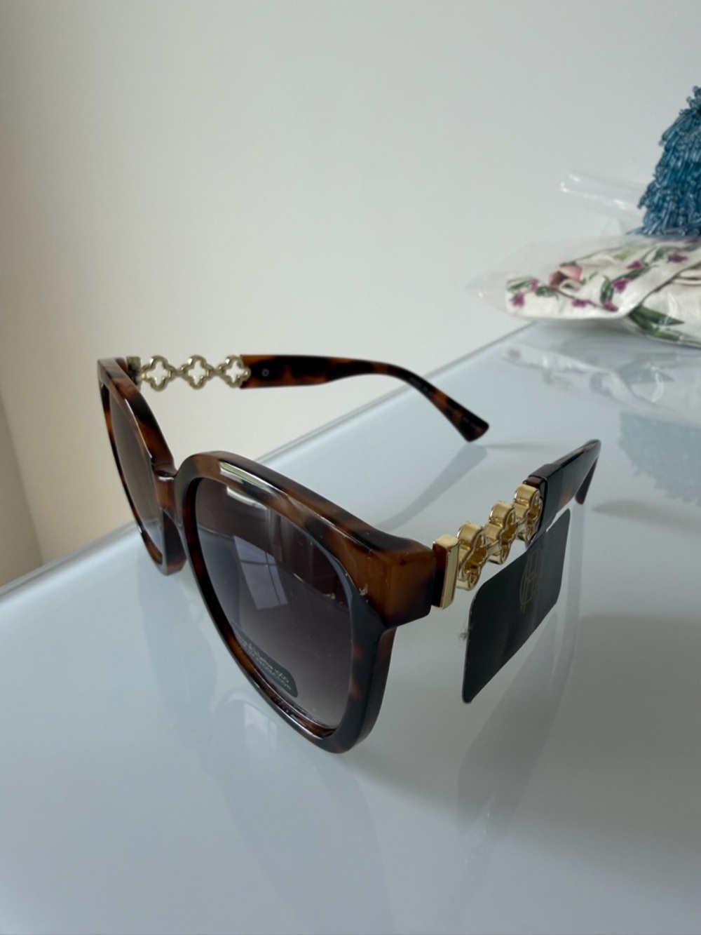 brown Sunglasses with Gold clover Detail